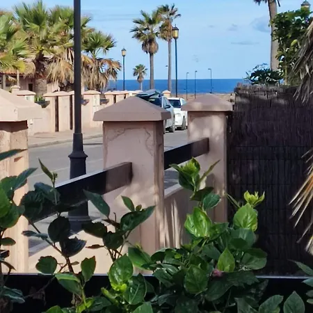 Villa Coco - 3 Bedrooms & Stunning Sea Views Lajares
