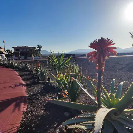 Coco - 3 Bedrooms & Stunning Sea Views Lajares
