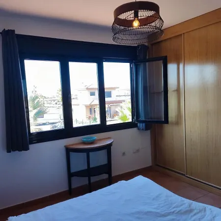Coco - 3 Bedrooms & Stunning Sea Views Lajares